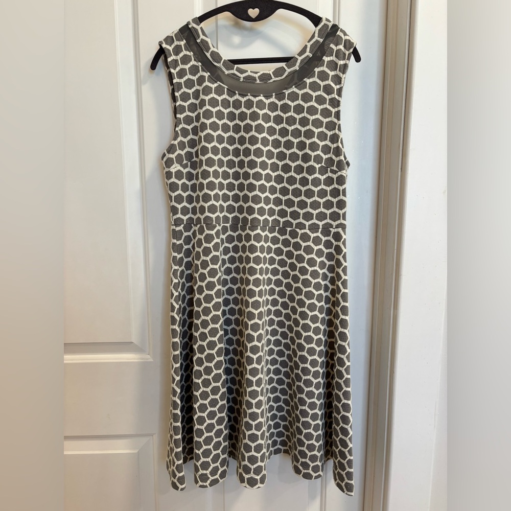 Pixley Gray White Geometric Honeycomb Print Sleeveless Dress XL